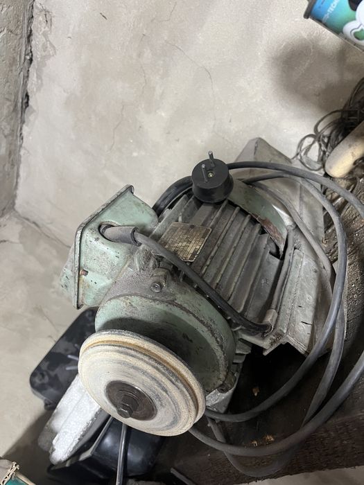 Точильный станок советский