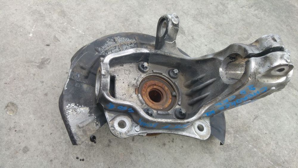 fuzeta stanga fata jeep cherokee kl 2.0 crd dupa 2013 04877889ad