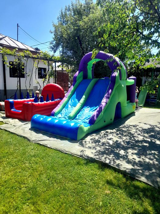 Tobogan gonflabil de inchiriat