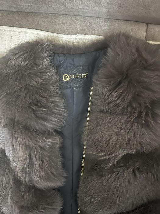 Жилетка безрукавка из натурального меха песца