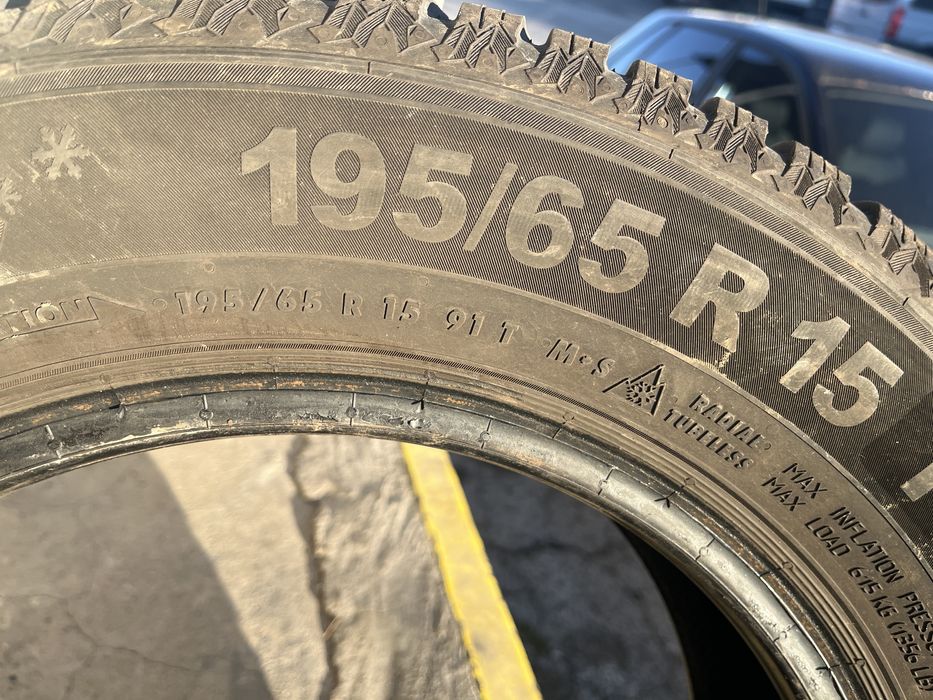 4 бр. зимни гуми 195/65/15 Semperit 2x7 mm 2x5-6 mm DOT 4622/3021