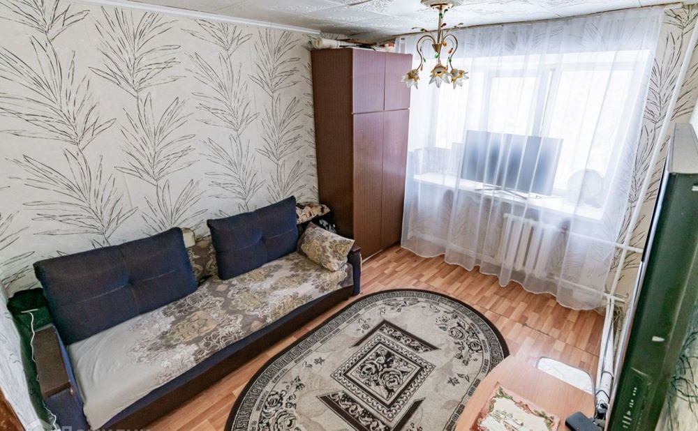 Сдам одн квартиру 9000