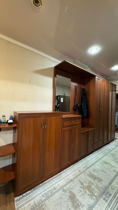 Продам прихожую производство Россия