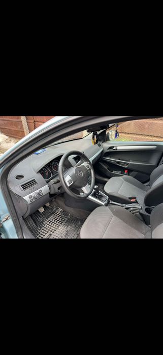 Opel Astra.1.7 cdti.2009 година