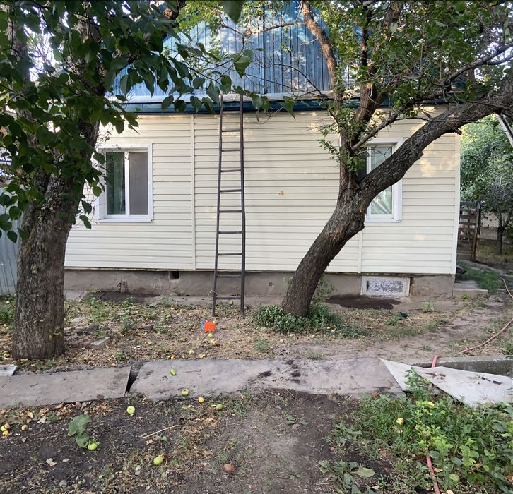 Продам дом в есике