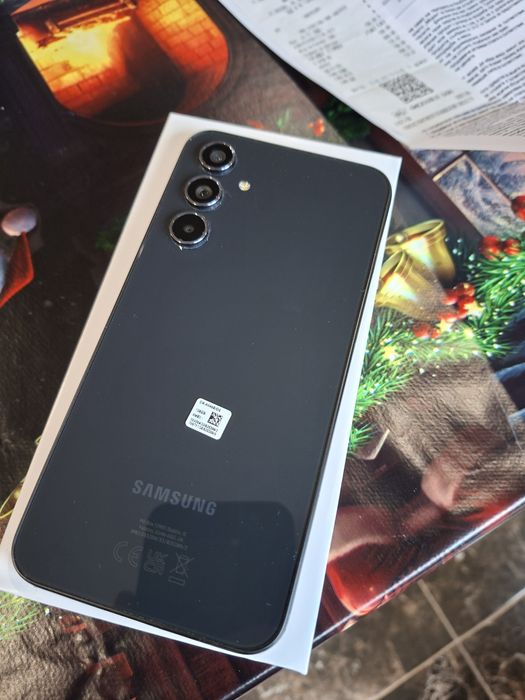 Samsung A54 в гаранция,батерия на 90%