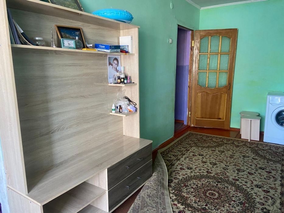 Үй сатылады 1 бөлмелі