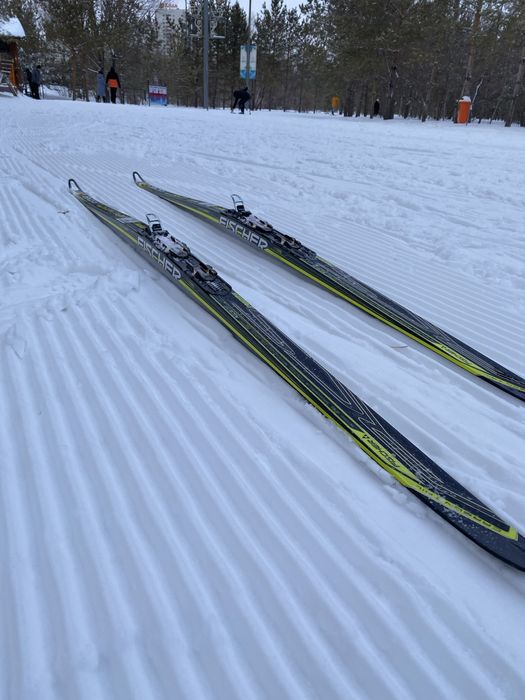 Лыжи коньковые Fischer