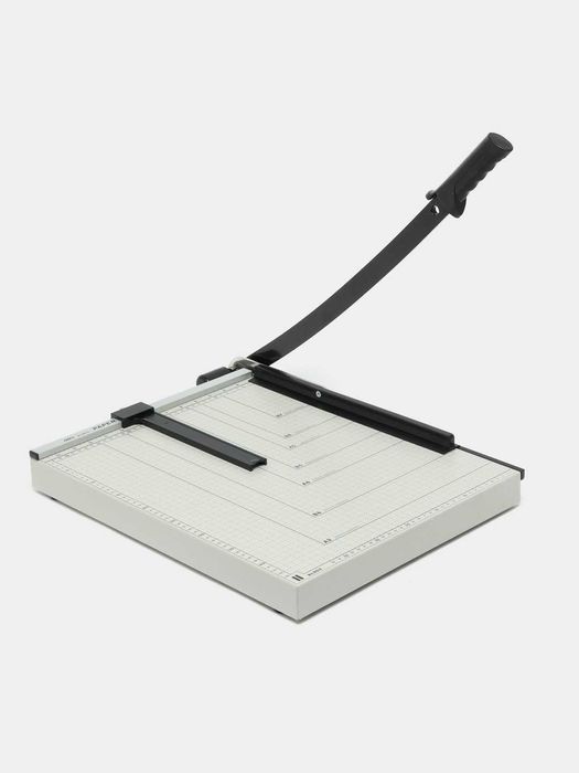 A3 Резак для бумаги Deli 8012