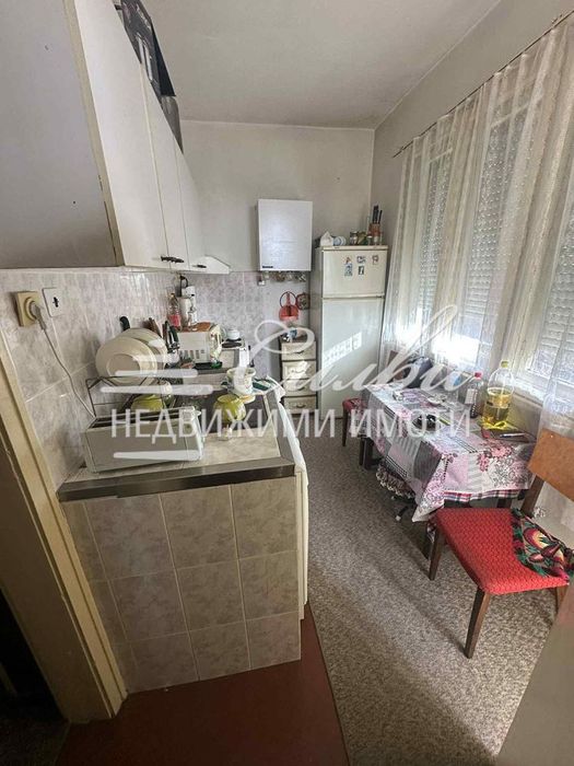 Продава се Двустаен апартамент в Шумен, Добруджански - 60 кв.м за 1148 €/кв.м - Снимка #4