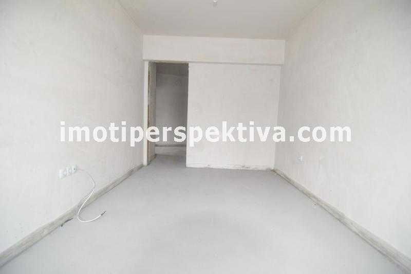 Продава се Двустаен апартамент в Пловдив, Кършияка - 68 кв.м за 1984 €/кв.м - Снимка #4