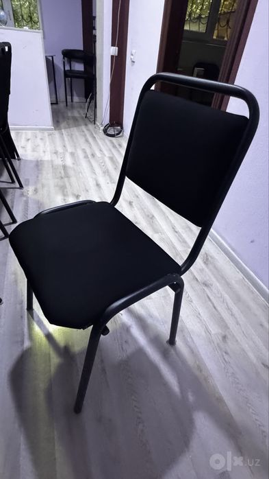 Parta va stullar sotiladi