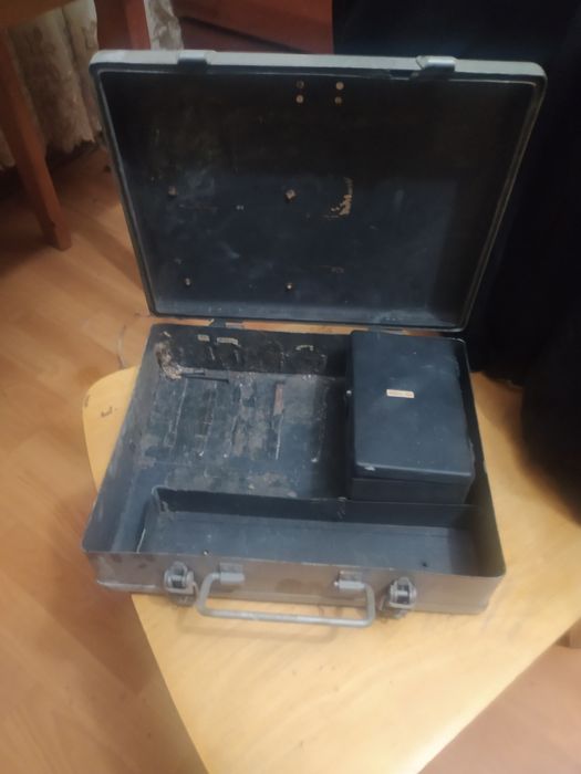 Продается удобный небольшой чемоданчик