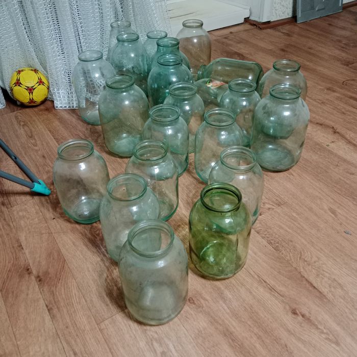 Отдам стеклянные банки