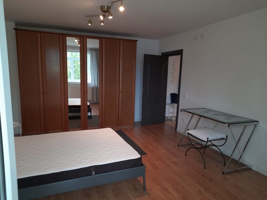 Apartament 1 Camera / Garsonieră Calea Romanului Strada Nufarului