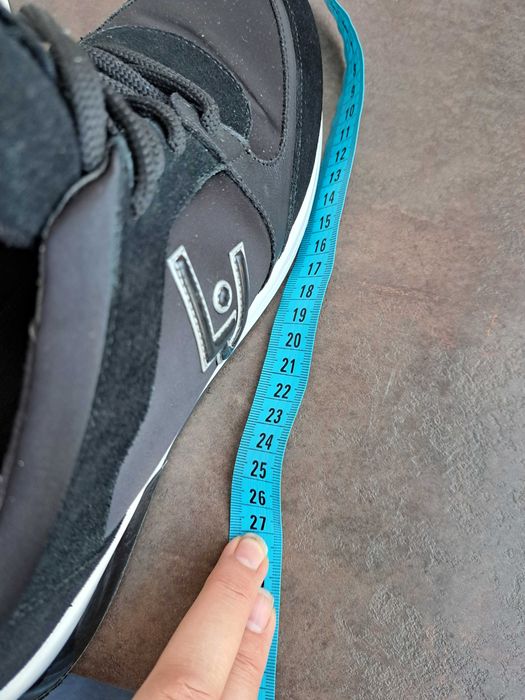 мъжки черни маратонки,кецове,спортни обувки,сникърси,ном 41/42 Liu Jo