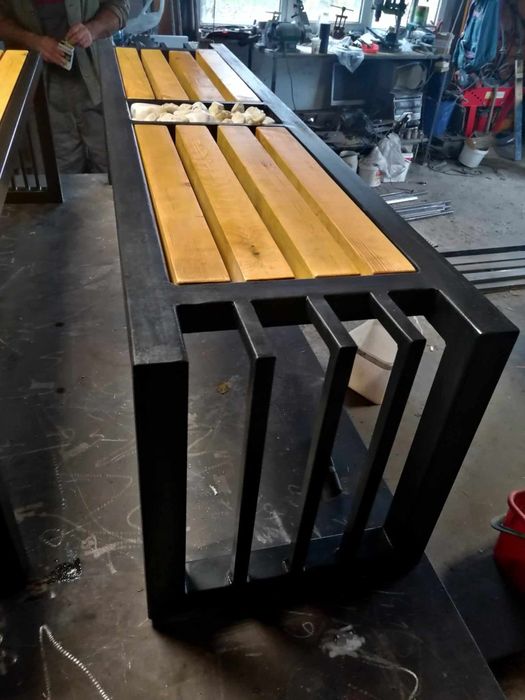 Градински пейки маси и столове