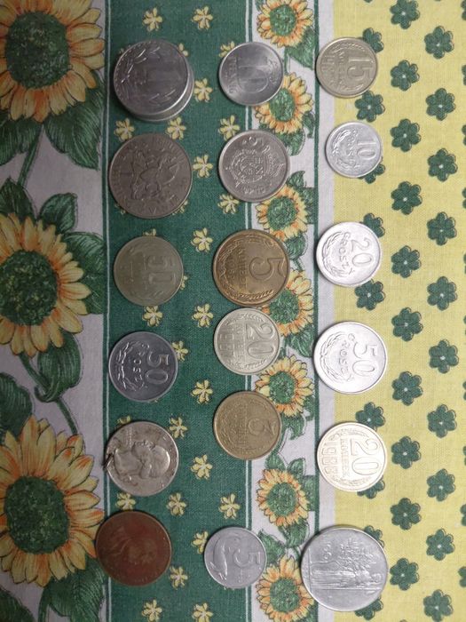 Старинни монети. Някои са доста стари тиражи