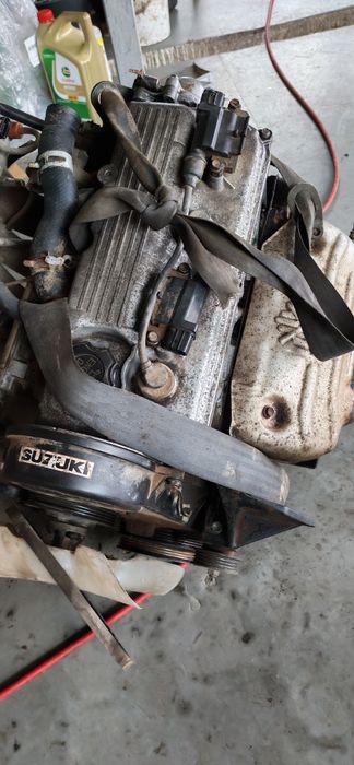 Motor jimny 1.3  benzina.