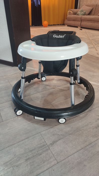 Ходунок очень стильный