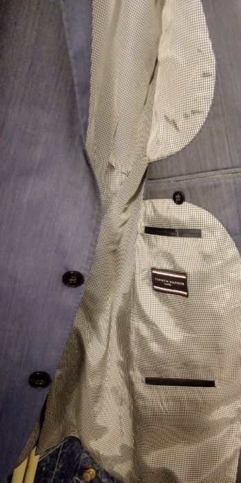 Tommy Hilfiger -Slim-original- Lanificio T.G. di Fabio- размер M или L
