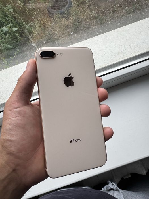 Продам iPhone 8 plus