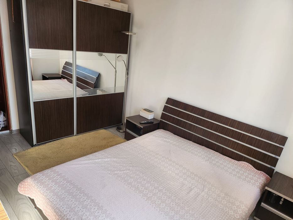 Vând ap. 3 camere central