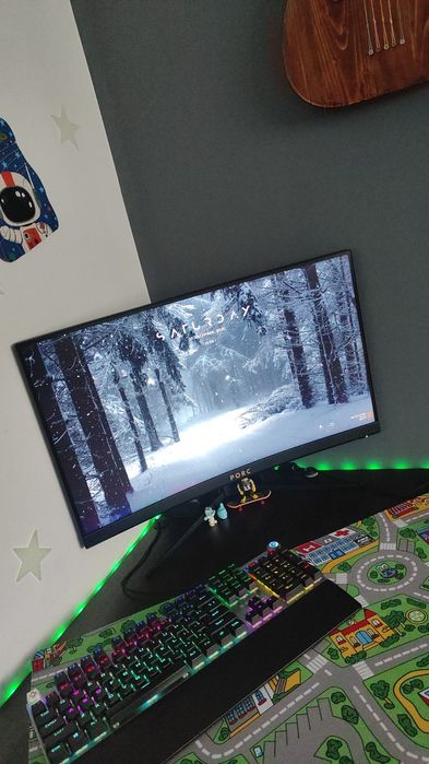 Monitor Gaming Lenovo