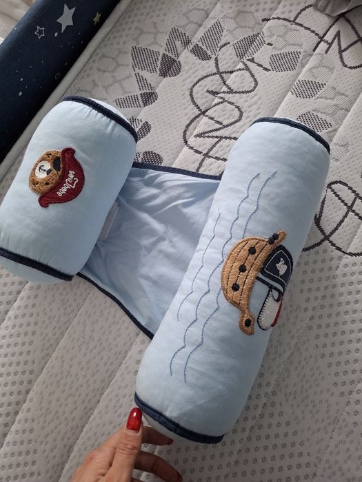 Бебешка възглавница за спане на страни