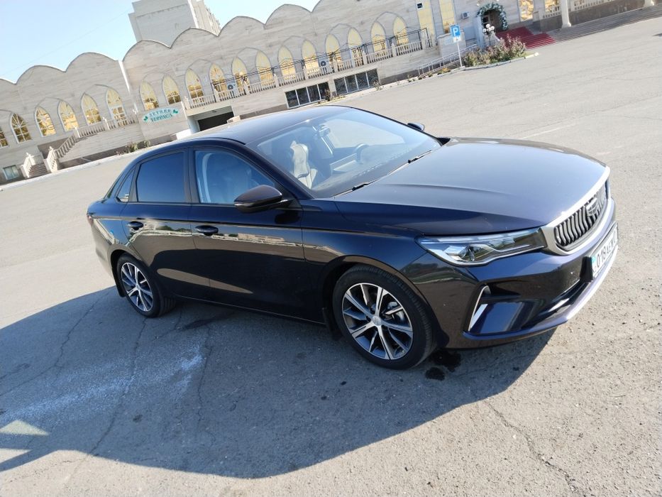 Geely Emgrand 2023