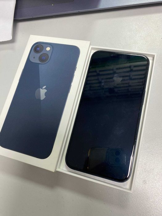 Apple IPhone 13 (отеген титова 10) лот 905690