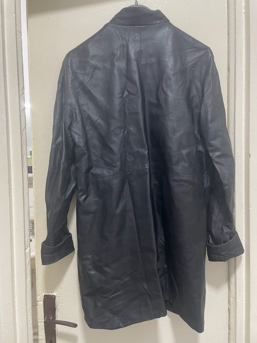 haina dama din piele treisferturi-neagra și  sacou alb cu negru