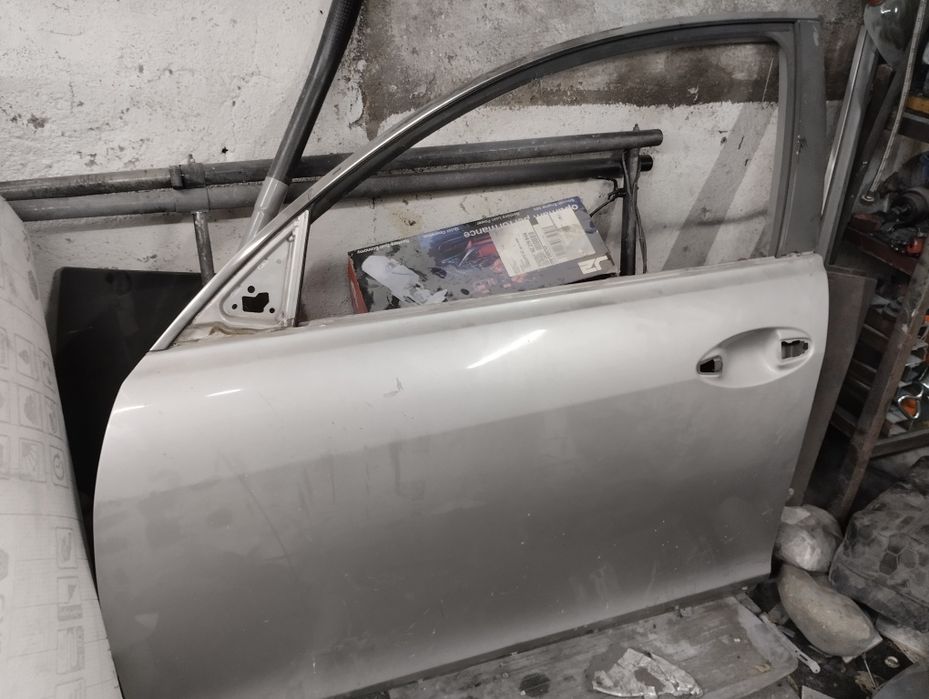 Лев вод дверь Лексус gs300