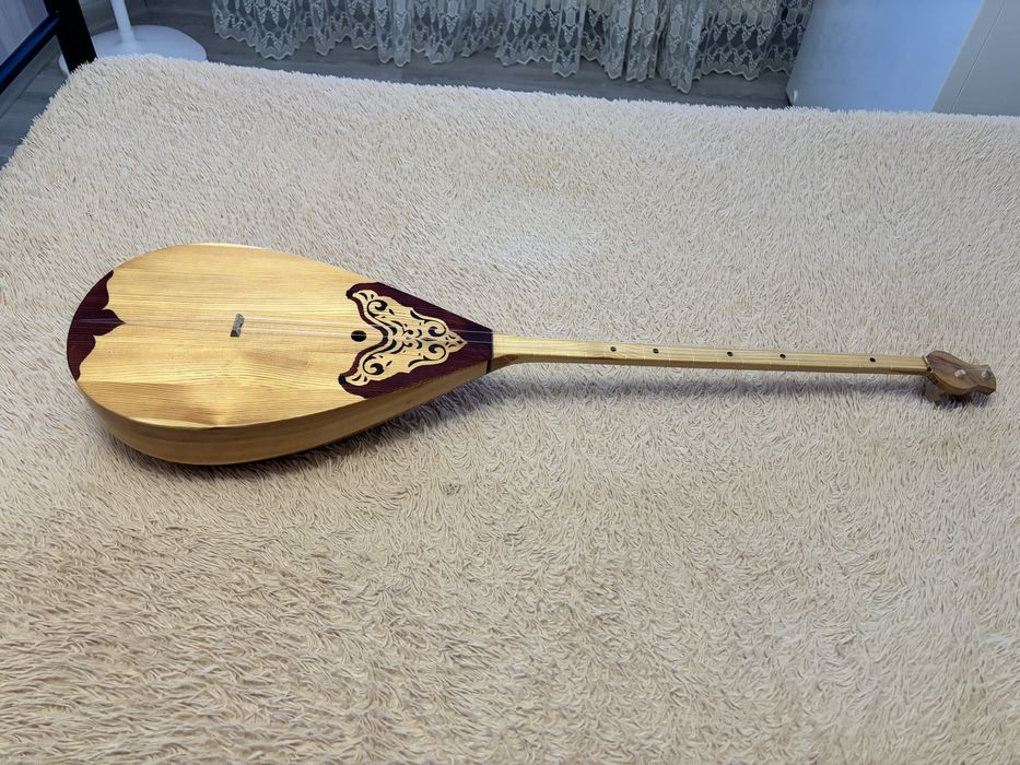 Продается домбыра