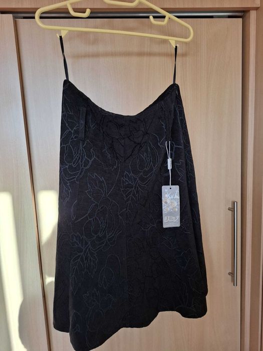 fusta neagra mar 38 in clini , noua cu eticheta