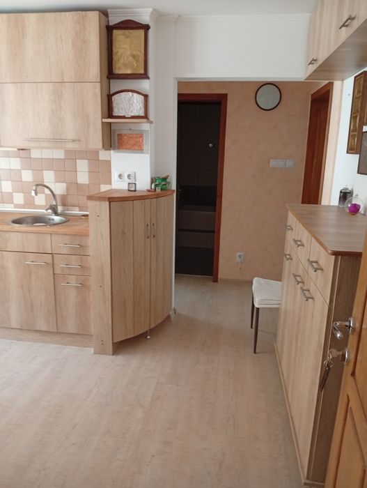 Închiriez apartament 2 camere zona Ștefan cel Mare