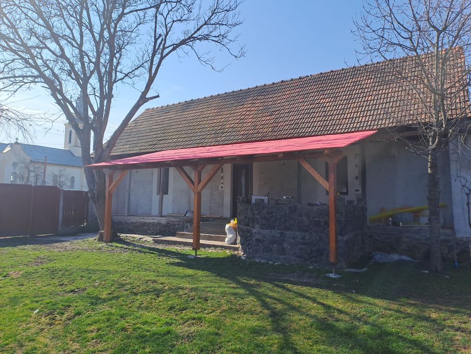 Vând casa in Com.Brestovat