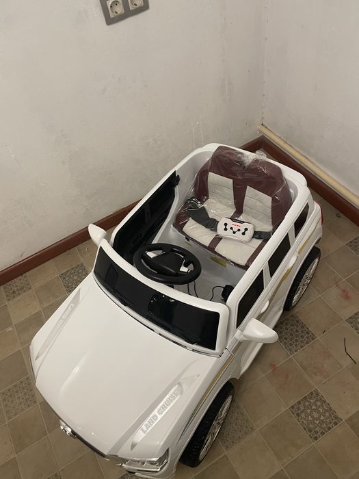 Машина детская…..