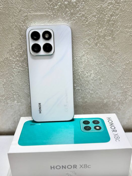 Honor x8c 256гб.