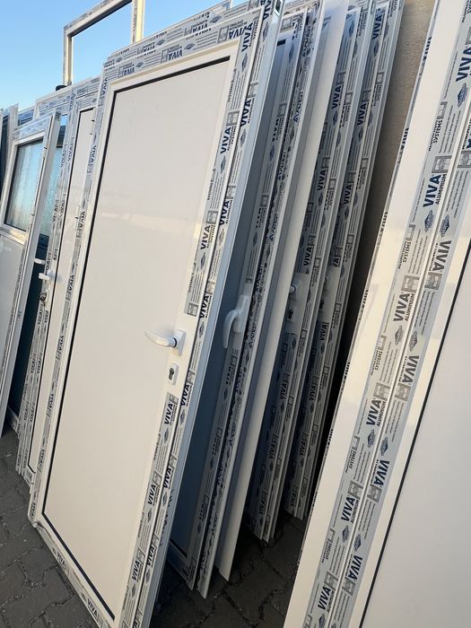 Врати за баня алуминиеви ПВЦ по размер на клиента ЕКСПРЕСНО 2-5дни