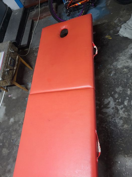 Кушетка для массажа