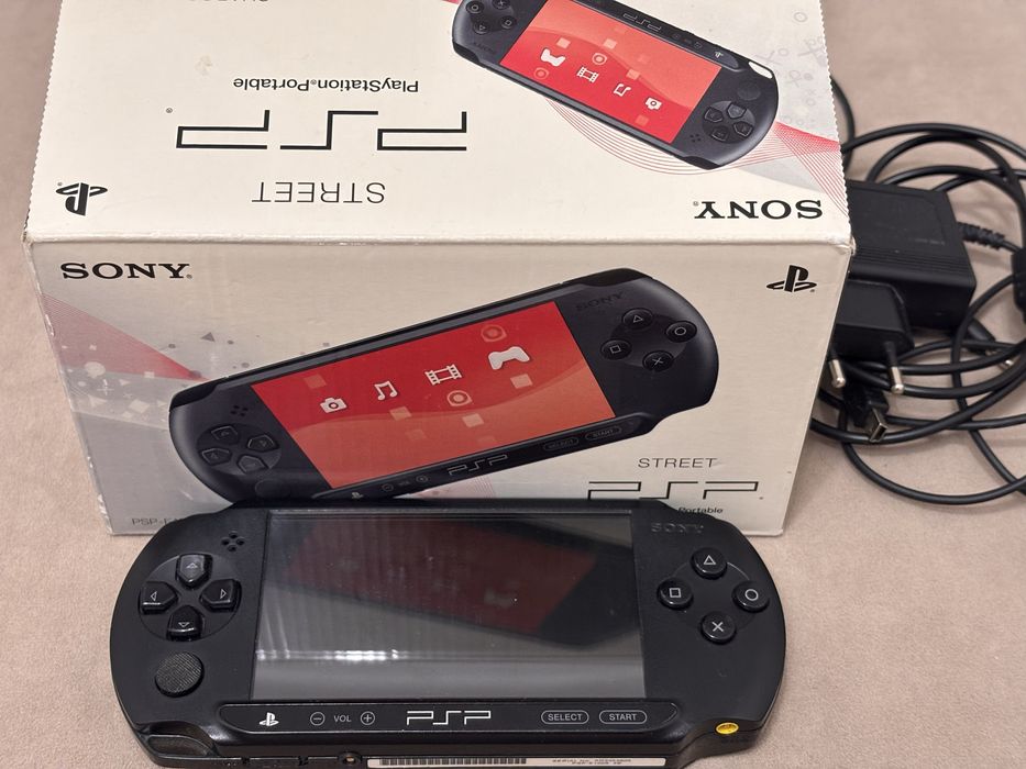 Nintendo Switch Lite + PSP