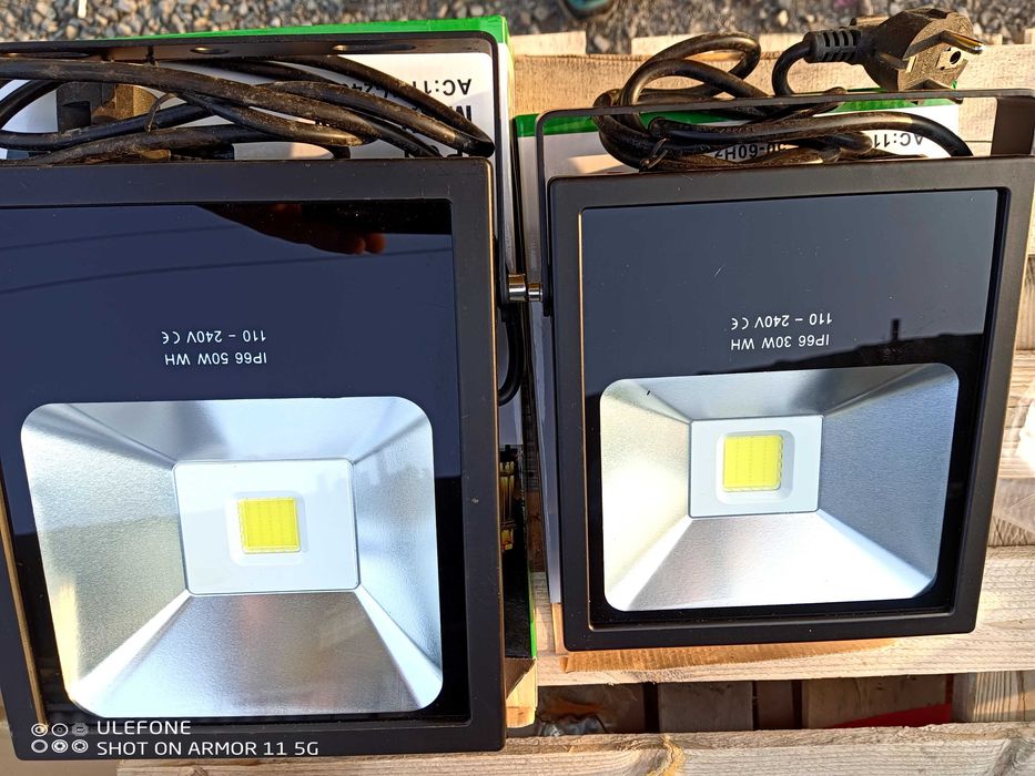 Соларна Лед лампа Кобра