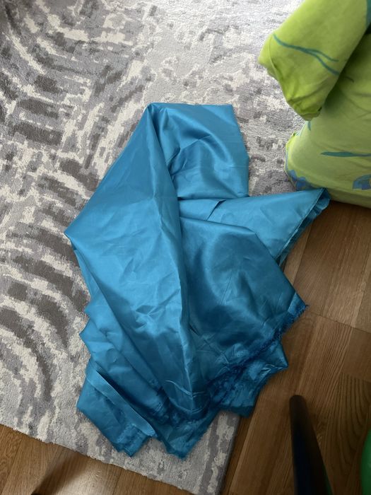 продам ткань голубую