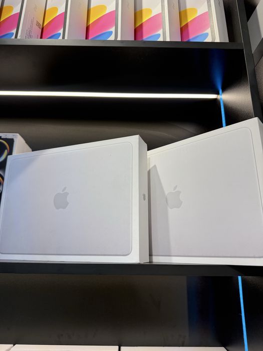 Macbook Neo 8/256