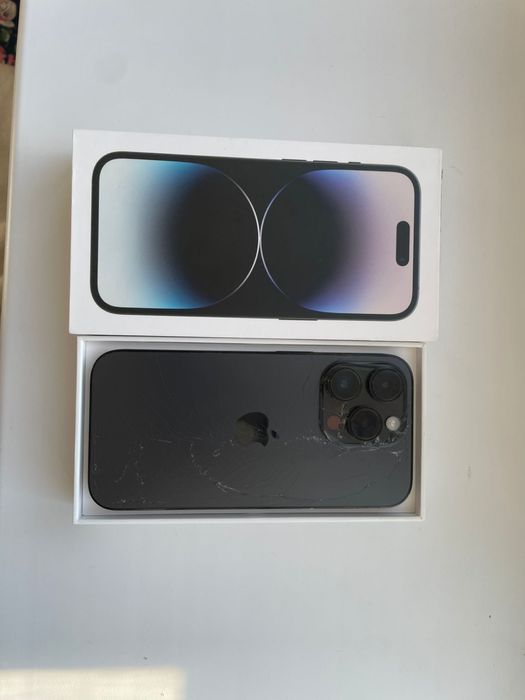 Iphone 14 pro (black)