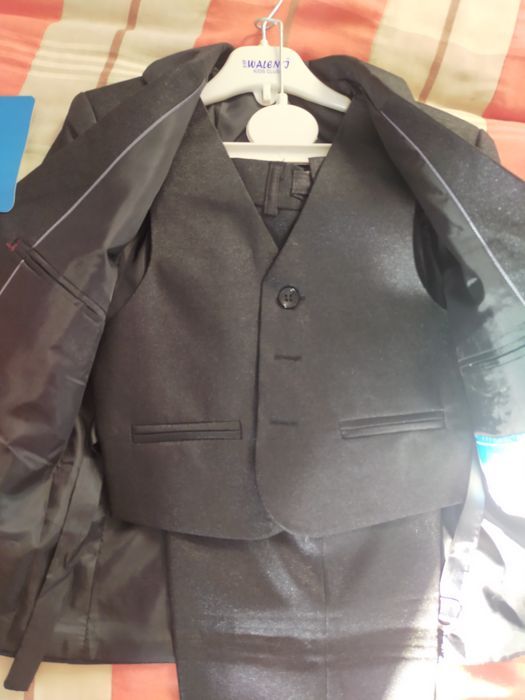 Новый костюм на мальчика