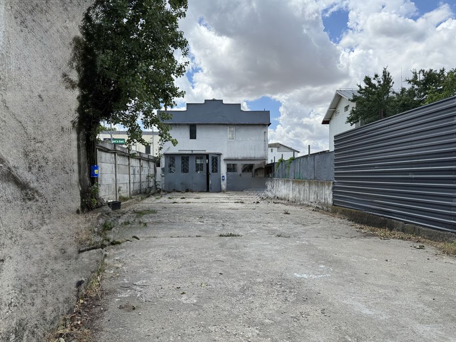 Garaj, Spatiu depozit 140 mp+teren 250 mp de închiriat – Dudu, Chiajna