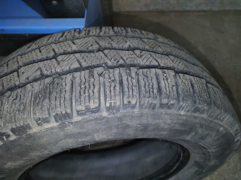 Гуми 235/65/16 за Бус, Мишелин 2017г
