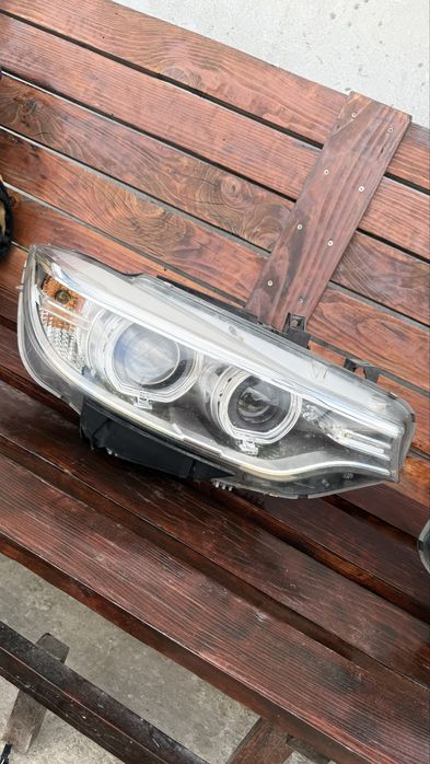 Faruri Xenon + Stopuri BMW Seria 3 F30 F31 F36 (OE) – Complete / Impecabile